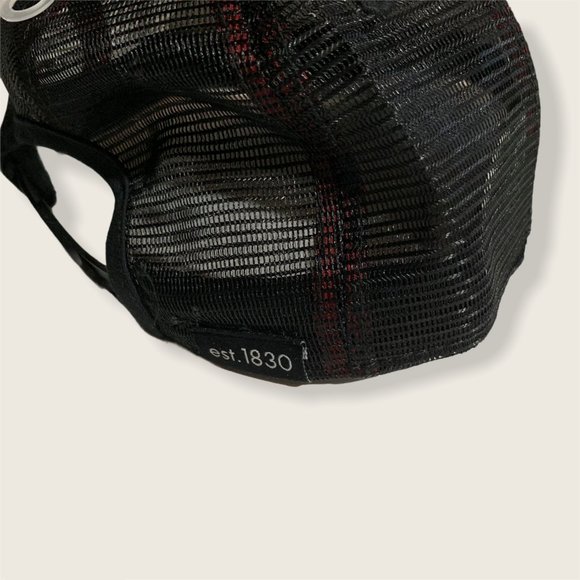 Woolrich 6-Panel Snapback Trucker Cap - Picture 4 of 7